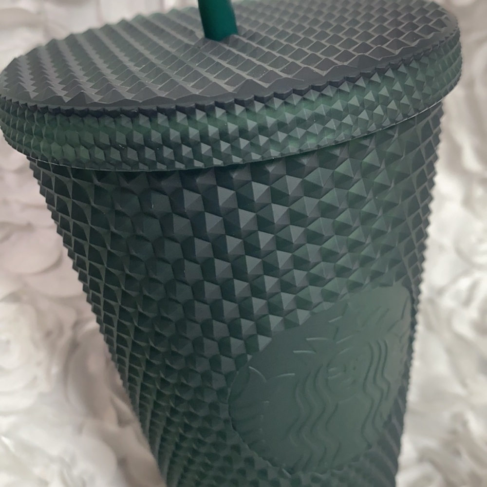. 2022 STARBUCKS limited matte hunter green jelly studded tumbler!